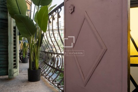 Apartamento de 3 dormitorios en venta en Barcelona, Cataluña, Spain № 4164 - foto 23