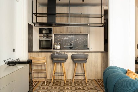 Apartamento de 3 dormitorios en venta en Barcelona, Cataluña, Spain № 4164 - foto 28