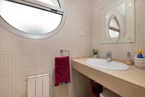 Купить таунхаус в Кастельдефельс, Испания с 5 комнат, № 1401 - фото 12