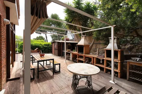 Купить дом в Кастельдефельс, Испания с 7 комнат, № 1400 - фото 30