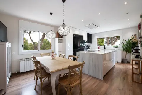 Купить дом в Кастельдефельс, Испания с 7 комнат, № 1400 - фото 23