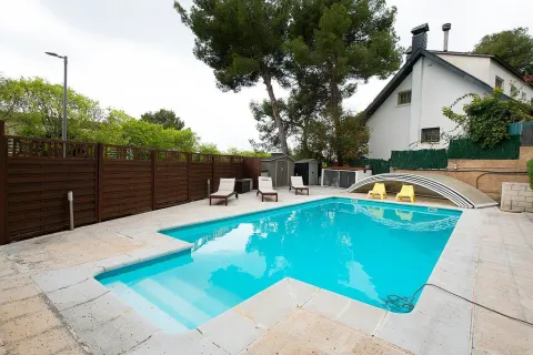 Купить дом в Кастельдефельс, Испания с 7 комнат, № 1400 - фото 27