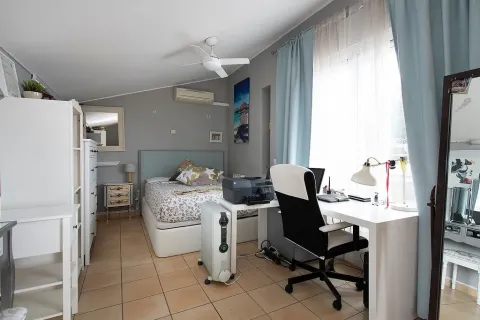 Купить дом в Кастельдефельс, Испания с 7 комнат, № 1400 - фото 12