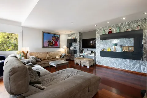 Купить дом в Кастельдефельс, Испания с 7 комнат, № 1400 - фото 20