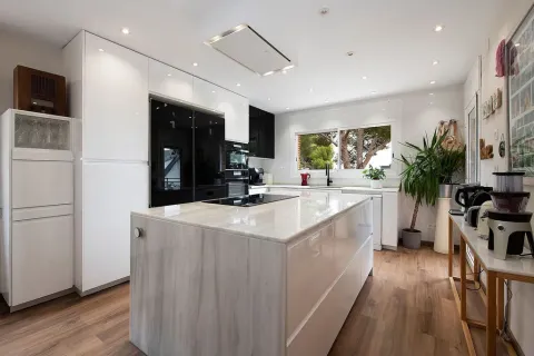 Купить дом в Кастельдефельс, Испания с 7 комнат, № 1400 - фото 24