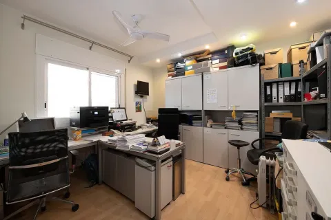 Купить дом в Кастельдефельс, Испания с 7 комнат, № 1400 - фото 26