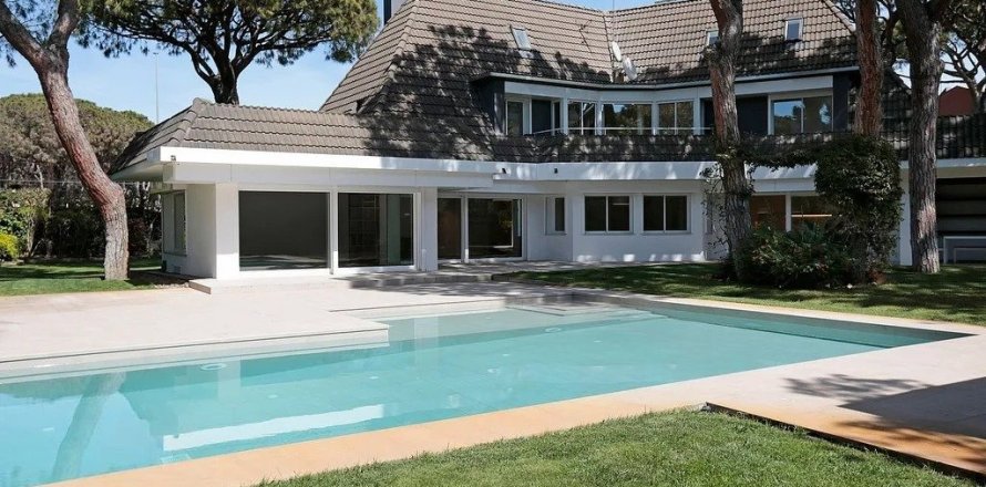 Дом с 6 спальнями в Гаве, Барселона, Каталония, Испания № 1396