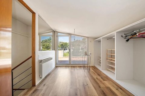 Купить таунхаус в Кастельдефельс, Испания с 5 комнат, № 1402 - фото 22