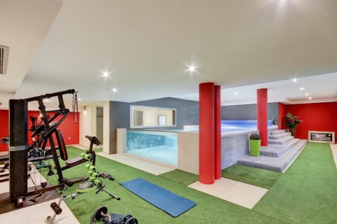 Купить дом в Гава, Испания с 9 комнат, 945м², № 1397 - фото 28