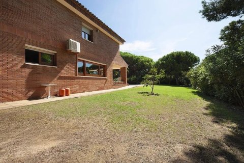 Купить дом в Гава, Испания с 7 комнат, № 1399 - фото 17