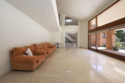 Купить дом в Гава, Испания с 7 комнат, № 1399 - фото 22