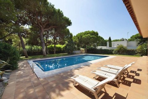 Купить дом в Гава, Испания с 7 комнат, № 1399 - фото 11