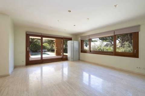 Купить дом в Гава, Испания с 7 комнат, № 1399 - фото 25