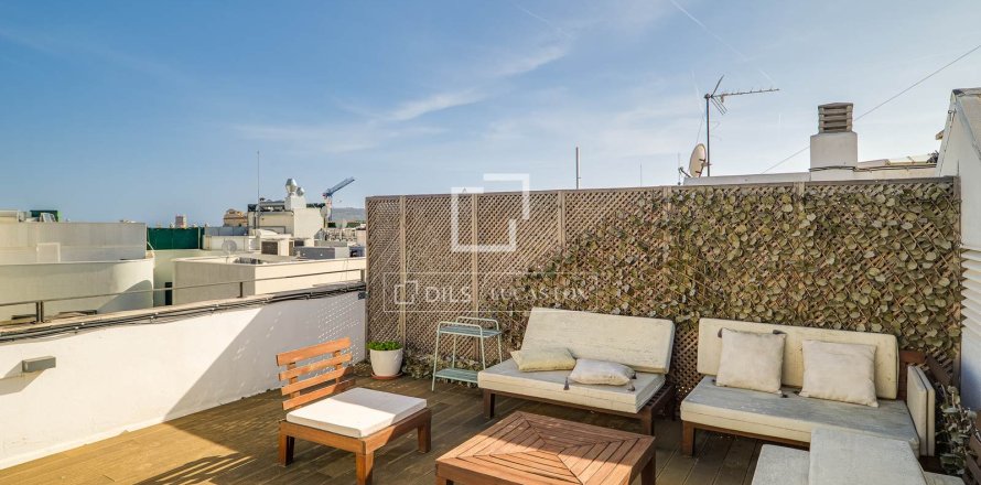 3 bedrooms penthouse for sale in Barcelona, Catalonia, Spain № 7054