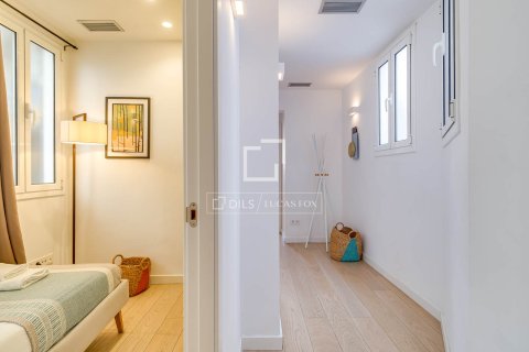3 bedrooms penthouse for sale in Barcelona, Catalonia, Spain № 7054 - photo 4