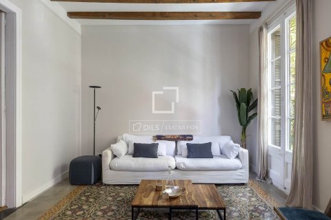Apartamento de 2 dormitorios en alquiler en Barcelona, Cataluña, Spain № 7049 - foto 2