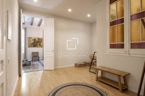 Apartamento de 2 dormitorios en alquiler en Barcelona, Cataluña, Spain № 7049 - foto 18
