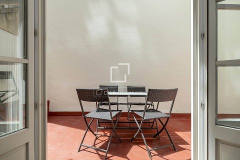 Apartamento de 2 dormitorios en alquiler en Barcelona, Cataluña, Spain № 7049 - foto 12