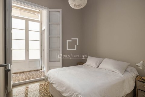 Apartamento de 2 dormitorios en alquiler en Barcelona, Cataluña, Spain № 7049 - foto 16
