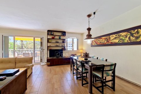 Apartamento de 3 dormitorios en venta en Vilanova i la Geltrú, Barcelona, Cataluña, Spain № 7053 - foto 25