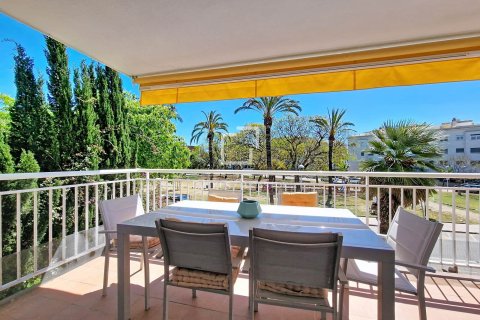 Apartamento de 3 dormitorios en venta en Vilanova i la Geltrú, Barcelona, Cataluña, Spain № 7053 - foto 16