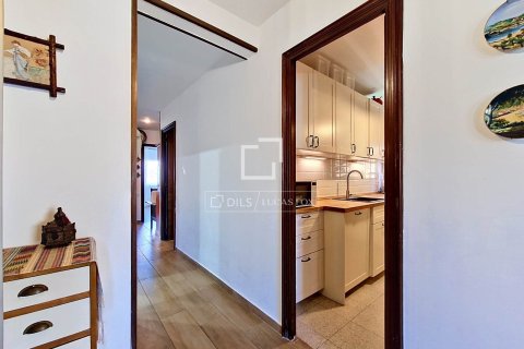 Apartamento de 3 dormitorios en venta en Vilanova i la Geltrú, Barcelona, Cataluña, Spain № 7053 - foto 27
