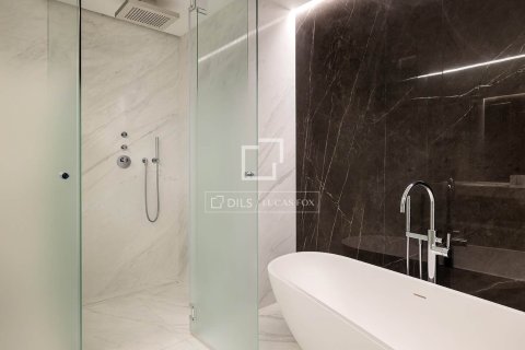 Apartamento de 1 dormitorio en alquiler en Barcelona, Cataluña, Spain № 7048 - foto 28