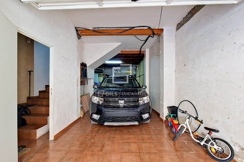 Villa de 4 dormitorios en venta en Vilanova i la Geltrú, Barcelona, Cataluña, Spain № 7051 - foto 3