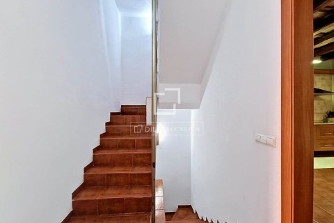 Villa de 4 dormitorios en venta en Vilanova i la Geltrú, Barcelona, Cataluña, Spain № 7051 - foto 7