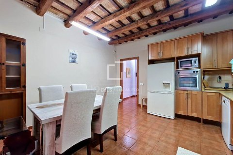 Villa de 4 dormitorios en venta en Vilanova i la Geltrú, Barcelona, Cataluña, Spain № 7051 - foto 23