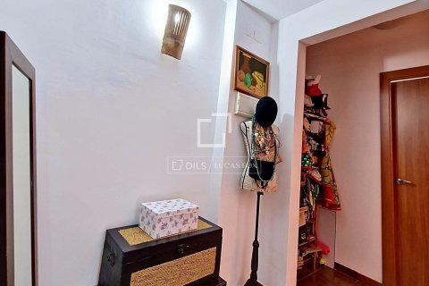 Villa de 4 dormitorios en venta en Vilanova i la Geltrú, Barcelona, Cataluña, Spain № 7051 - foto 14