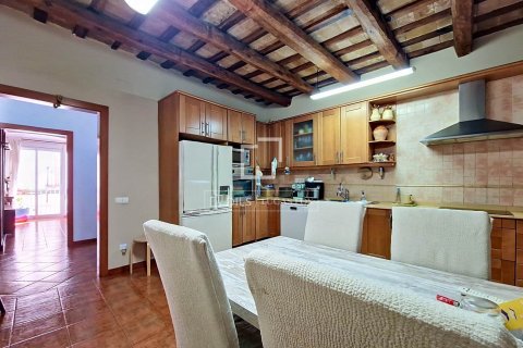 Villa de 4 dormitorios en venta en Vilanova i la Geltrú, Barcelona, Cataluña, Spain № 7051 - foto 4