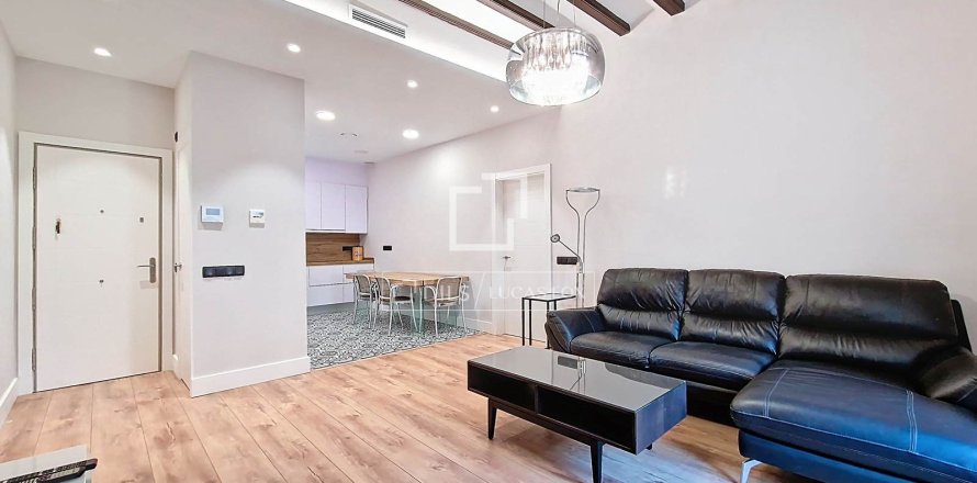 Apartamento de 3 dormitorios en alquiler en Vilanova i la Geltrú, Barcelona, Cataluña, Spain № 7050