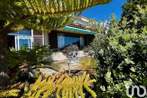 5 bedrooms house for sale in Sant Andreu de Llavaneres, Barcelona, Catalonia, Spain № 5041 - photo 4