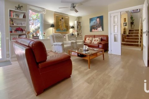 Купить дом в Аргентона, Испания с 6 спален, 285м², № 5042 - фото 6