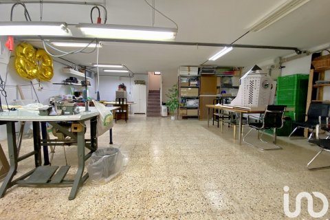 Купить дом в Аргентона, Испания с 6 спален, 285м², № 5042 - фото 24