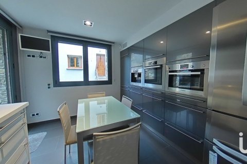 Купить дом в Лерида, Испания с 5 спален, 405м², № 5040 - фото 19