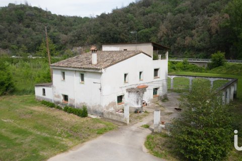Дом с 10 спальнями в Бескано, Герона, Каталония, Испания № 5037
