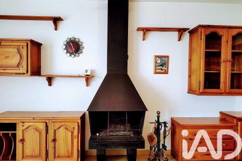 4 bedrooms house for sale in Sant Pol de Mar, Barcelona, Catalonia, Spain № 7358 - photo 21