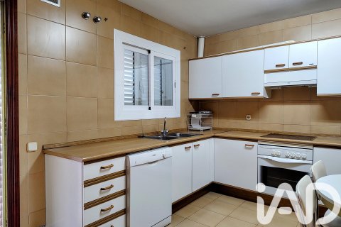 4 bedrooms house for sale in Sant Pol de Mar, Barcelona, Catalonia, Spain № 7358 - photo 19