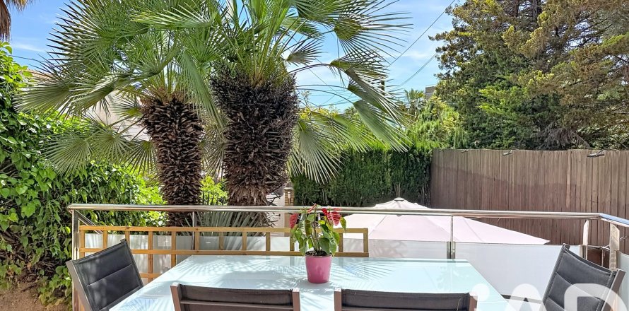 4 bedrooms apartment for sale in Sant Pere de Ribes, Barcelona, Catalonia, Spain № 7362