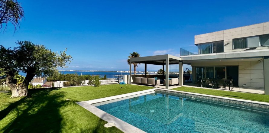 6 bedrooms house for sale in Catalonia, Spain № 6201