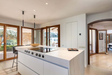 Купить дом в Бегур, Испания с 5 комнат, 322м², № 6199 - фото 7