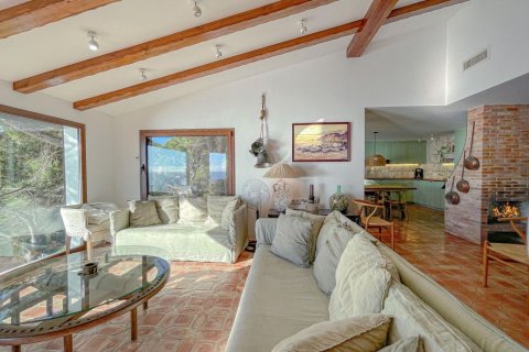 7 bedrooms house for sale in Lloret de Mar, Girona, Catalonia, Spain № 6200 - photo 7