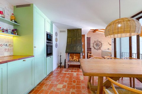 7 bedrooms house for sale in Lloret de Mar, Girona, Catalonia, Spain № 6200 - photo 10