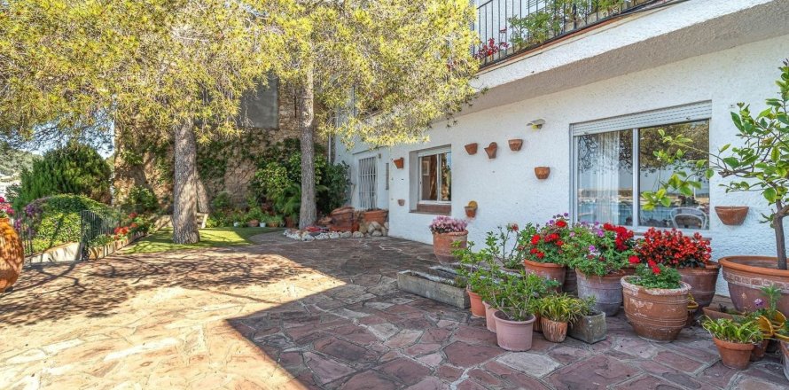 Дом с 5 спальнями в Бегуре, Герона, Каталония, Испания № 6198