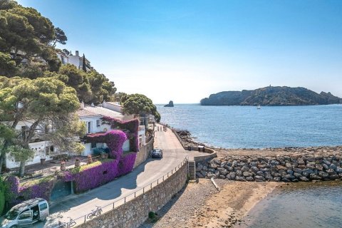 Купить дом в Бегур, Испания с 6 комнат, 284м², № 6198 - фото 25