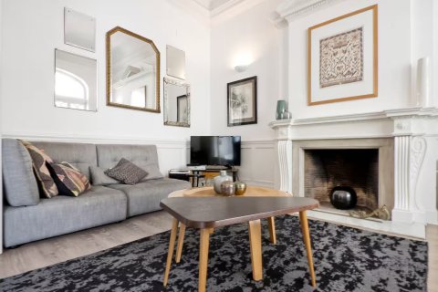 Купить квартиру в Барселона, Испания с 5 комнат, № 1628 - фото 11