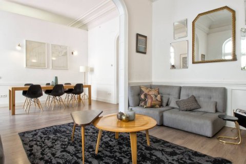 Купить квартиру в Барселона, Испания с 5 комнат, № 1628 - фото 9