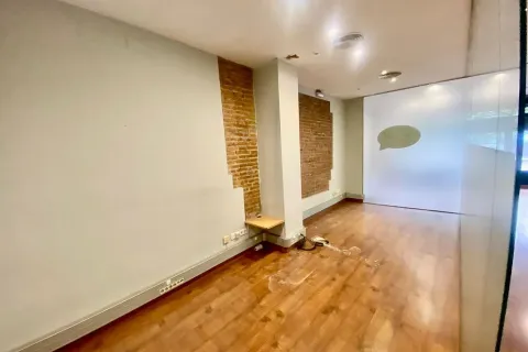 Купить коммерческую недвижимость в Барселона, Испания 457м², № 1627 - фото 3